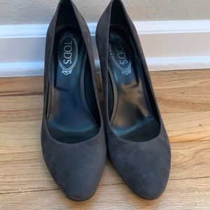 Tod’s Suede leather pump - dark grey with wood wedge heel